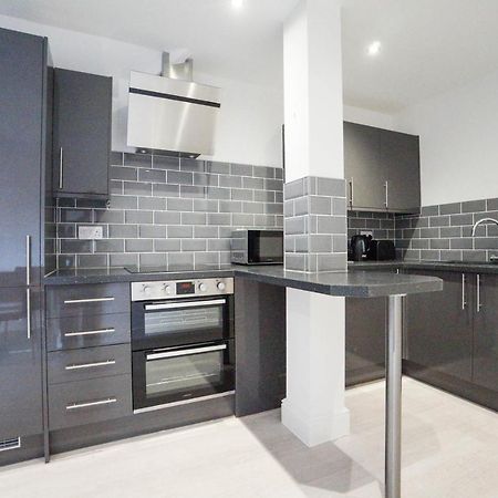 Premium Apartments Thatcham Broadway Extérieur photo
