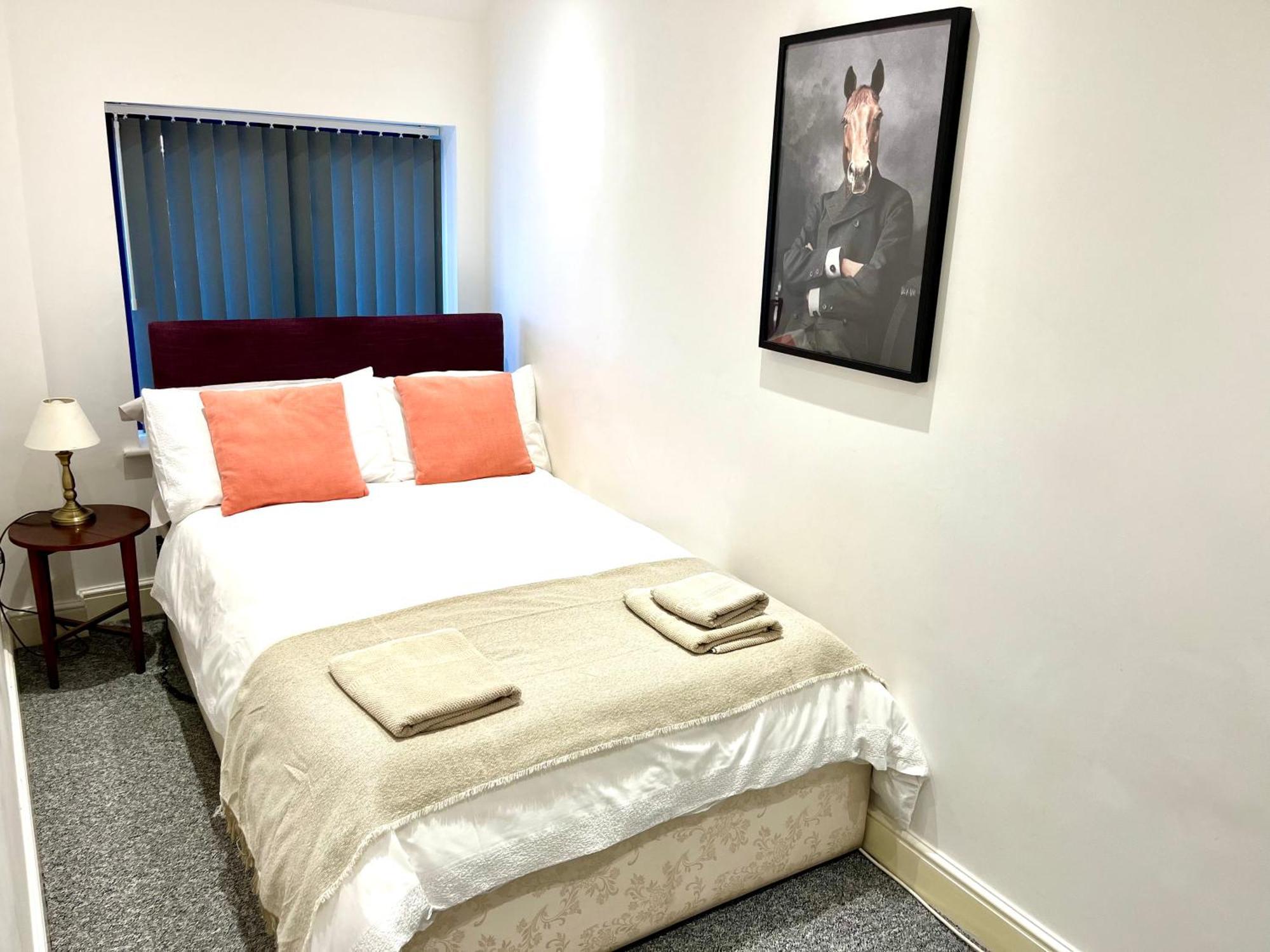 Premium Apartments Thatcham Broadway Extérieur photo